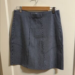 NIC+ZOE Navy and White Pinstripe Pencil Skirt
